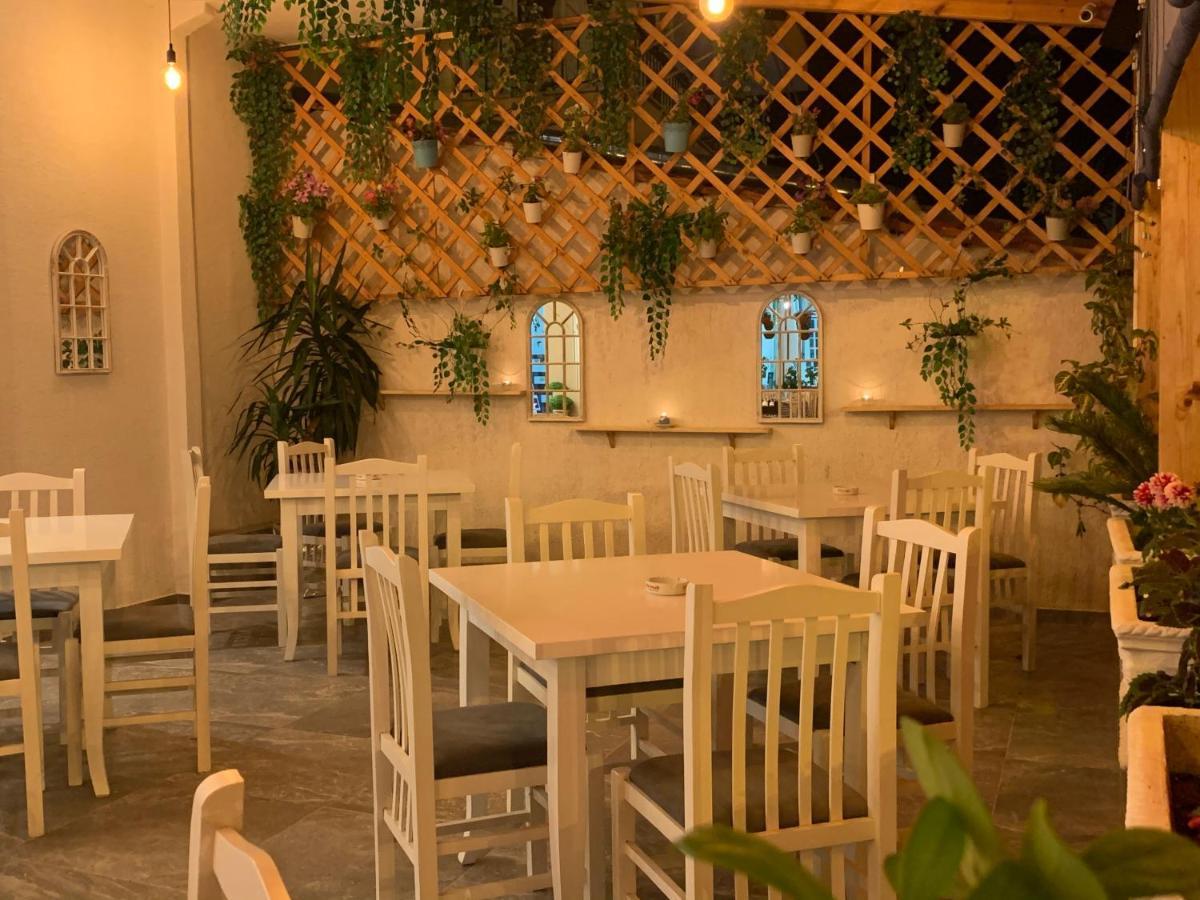 Piazza Hotel Jakova Ksamil Exterior foto