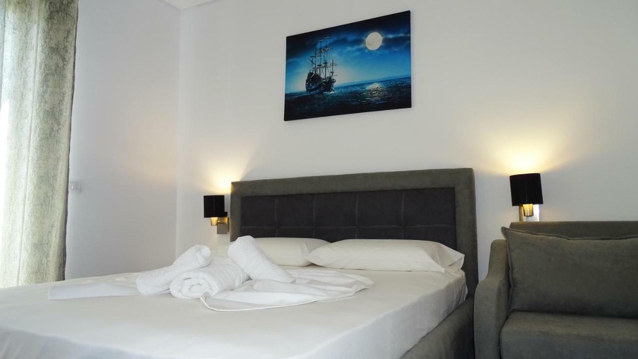 Piazza Hotel Jakova Ksamil Exterior foto