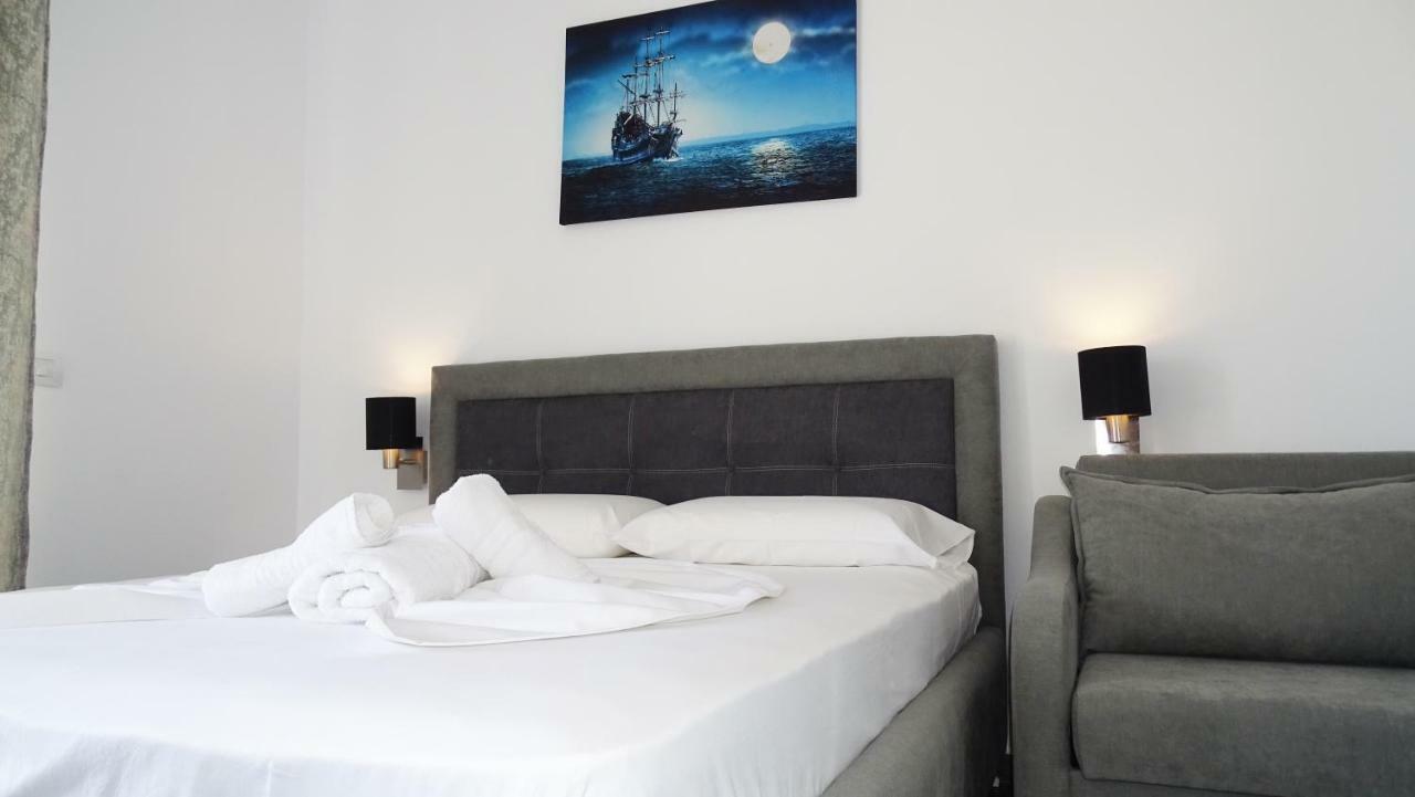 Piazza Hotel Jakova Ksamil Exterior foto